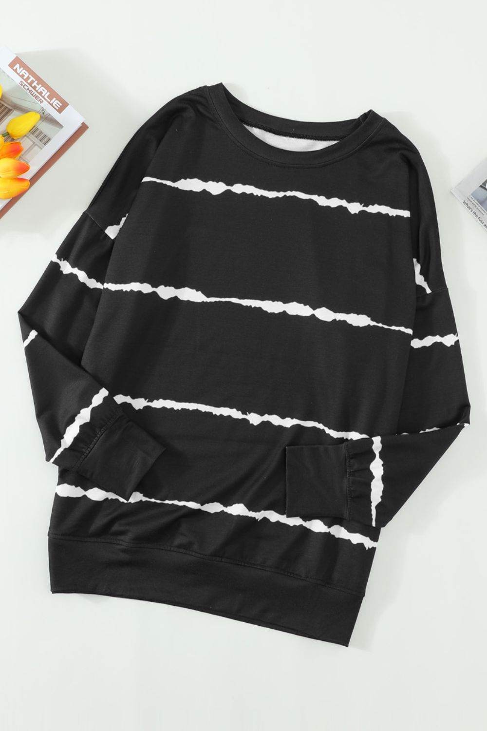 Slit Contrast Striped Round Neck Long Sleeve T-Shirt - Amexza
