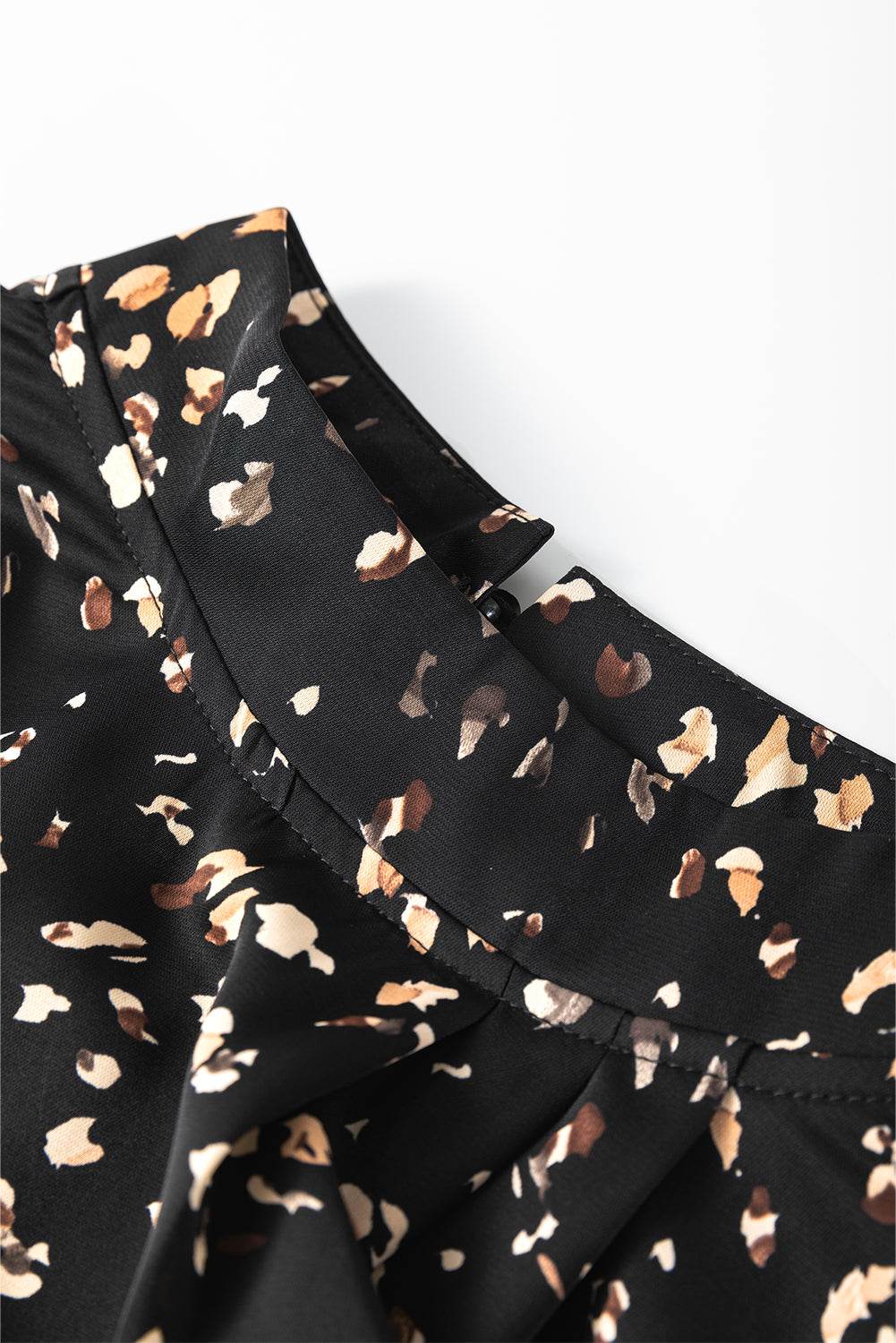 Printed Mock Neck Balloon Sleeve Blouse for a perfect OOTD – dress to impress outfits from Amexza