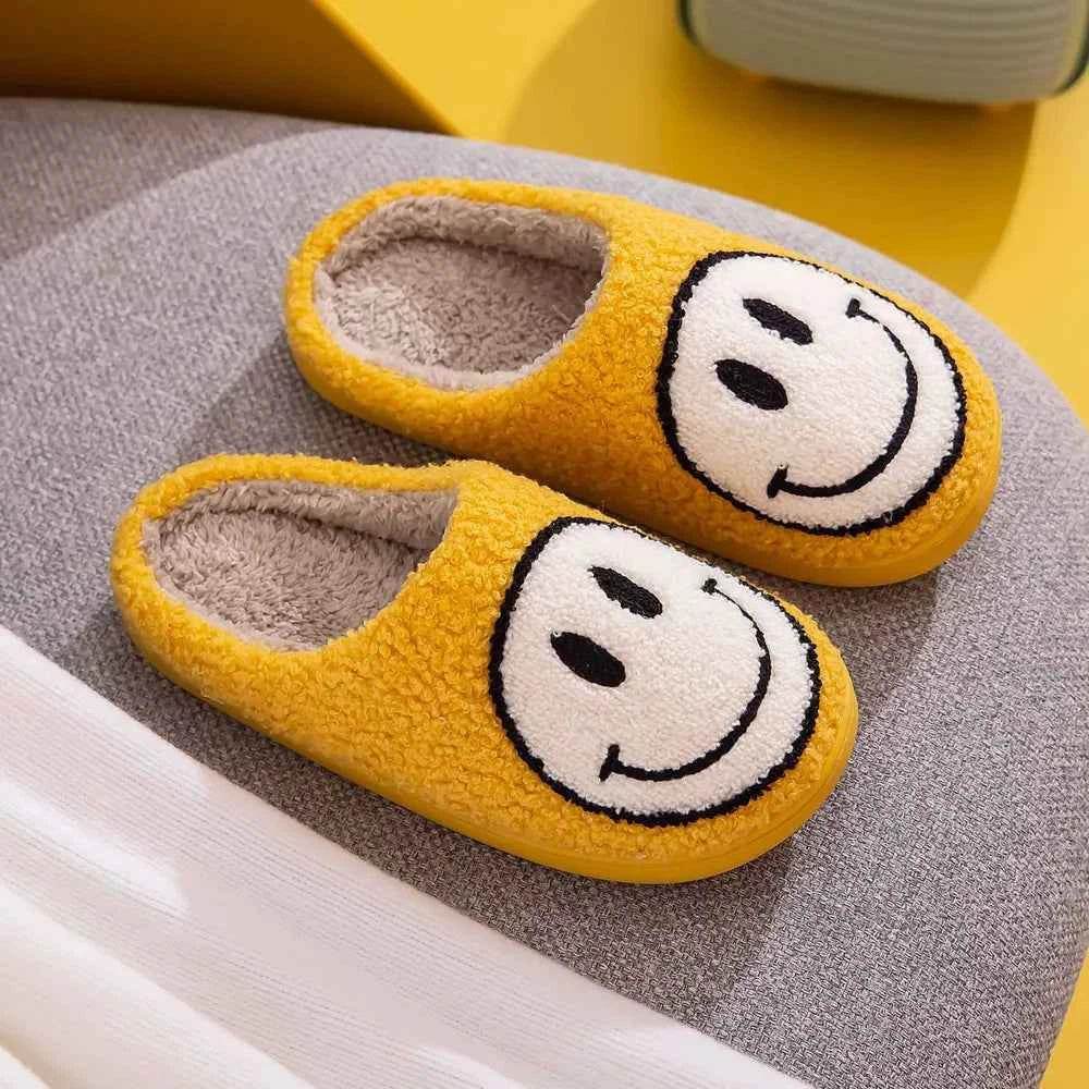 Melody Smiley Face Slippers for a perfect OOTD – dress to impress outfits from Amexza