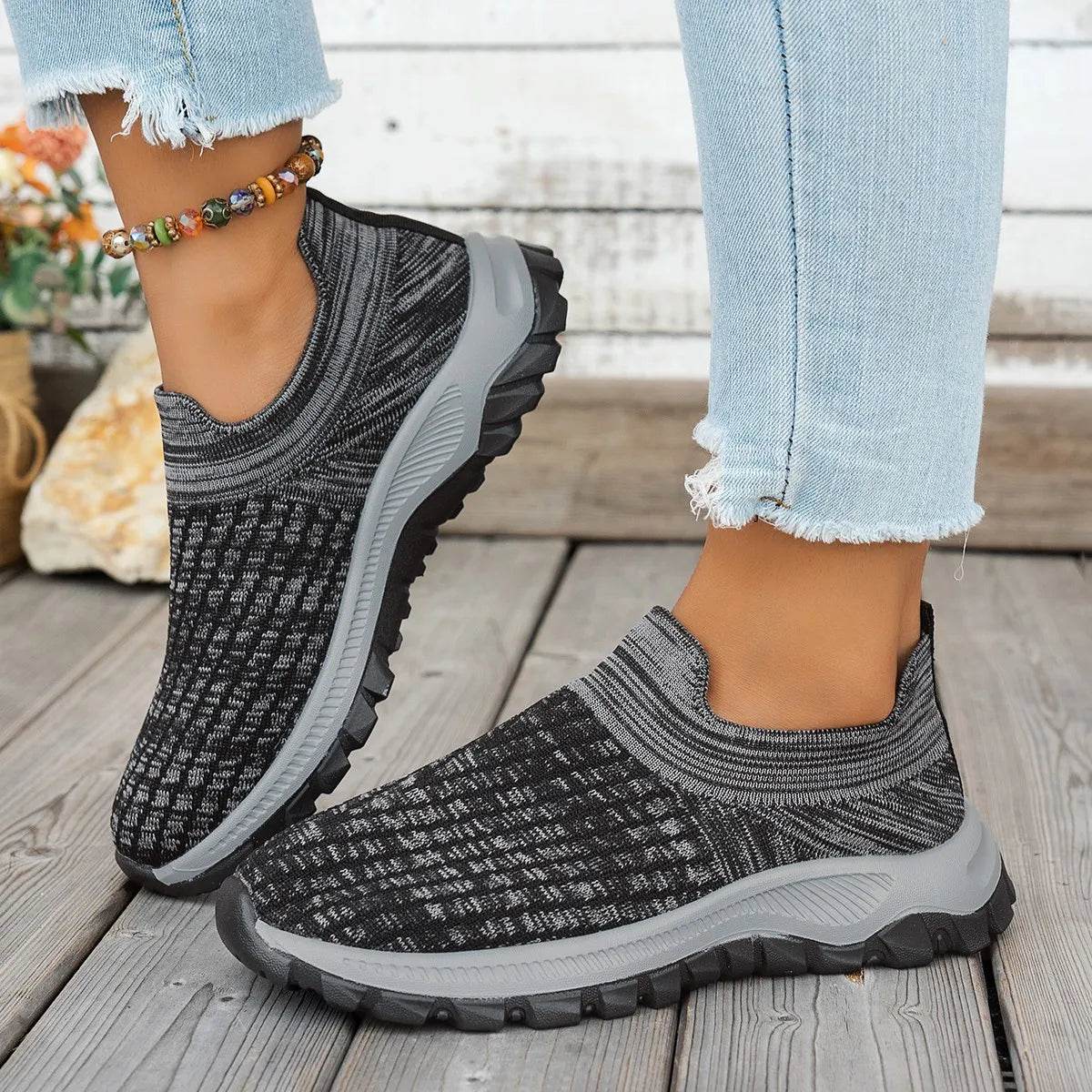 Mesh Round Toe Platform Athletic Black for a perfect OOTD – dress to impress outfits from Amexza