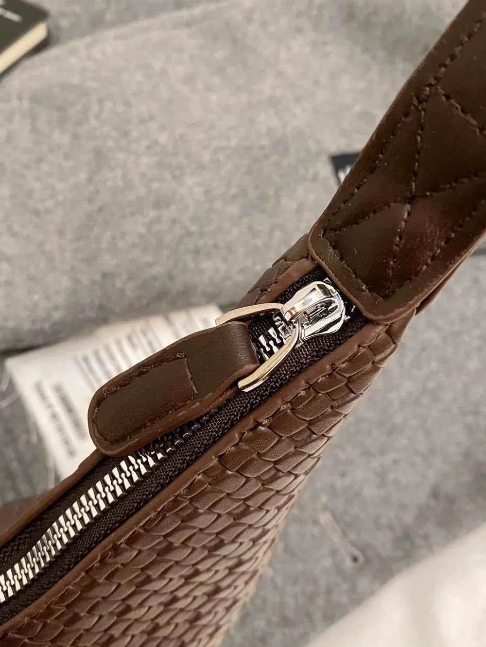 Texture PU Leather Shoulder Bag for a perfect OOTD – dress to impress outfits from Amexza