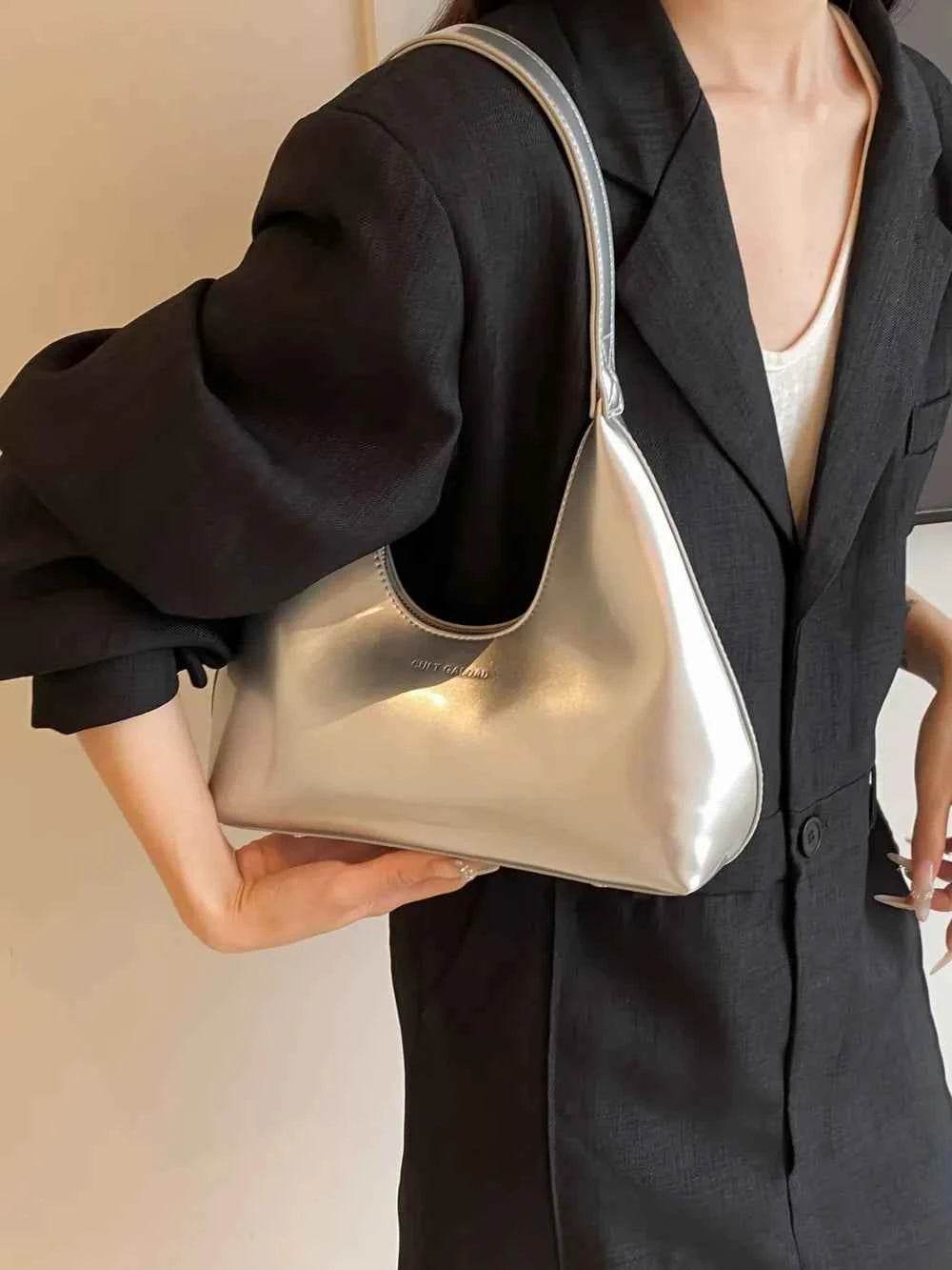 Moon Shape Shoulder Bag for a perfect OOTD – dress to impress outfits from Amexza