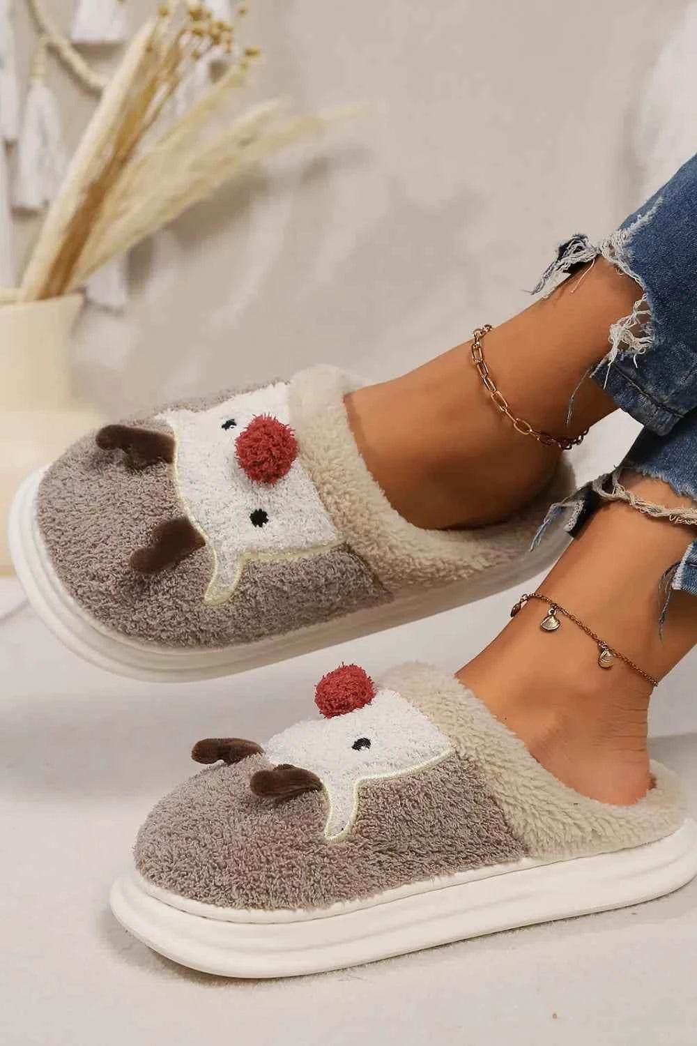 Elk Furry PVC Flat Slippers for a perfect OOTD – dress to impress outfits from Amexza