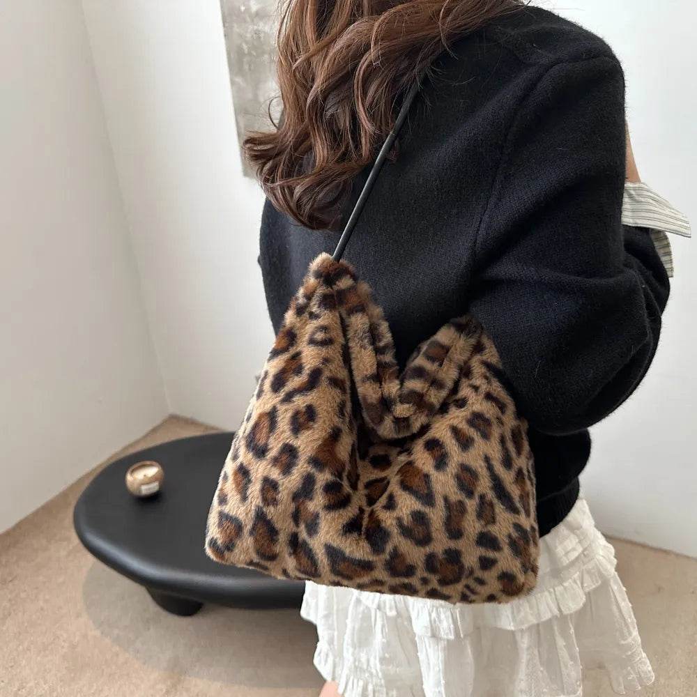 Leopard Furry Shoulder Bag for a perfect OOTD – dress to impress outfits from Amexza