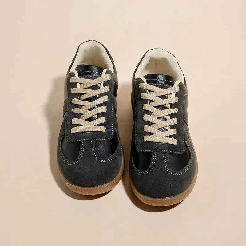 Lace Up Round Toe Flat Sneakers Black for a perfect OOTD – dress to impress outfits from Amexza