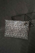 Leopard PU Leather Clutch Leopard One Size for a perfect OOTD – dress to impress outfits from Amexza