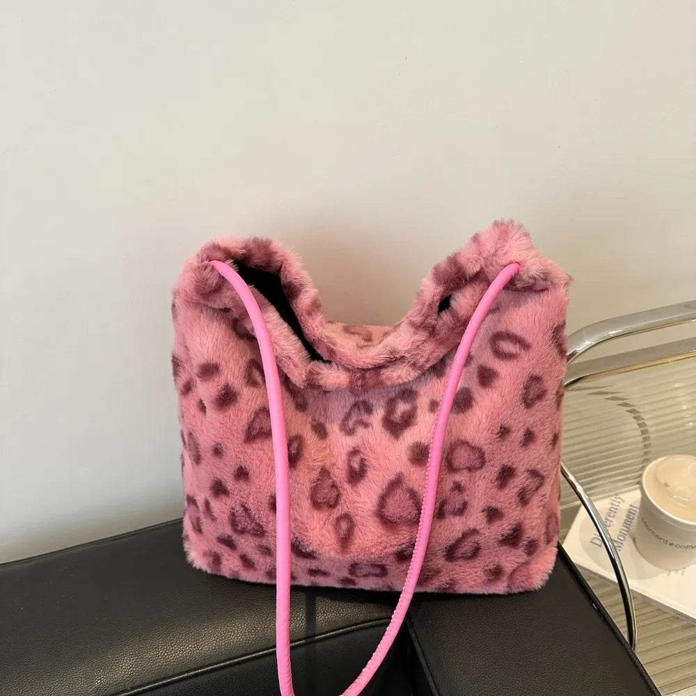 Leopard Furry Shoulder Bag for a perfect OOTD – dress to impress outfits from Amexza