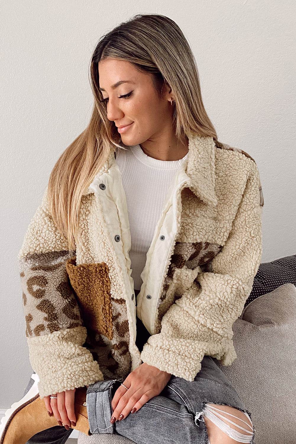 Pocketed Leopard Collared Neck Sherpa Jacket - Amexza