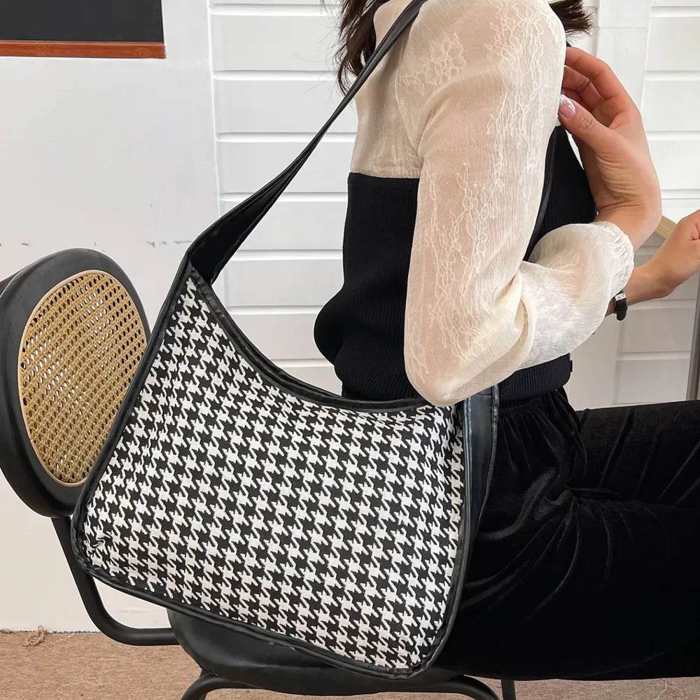 PU Leather Adjustable Strap Shoulder Bag for a perfect OOTD – dress to impress outfits from Amexza