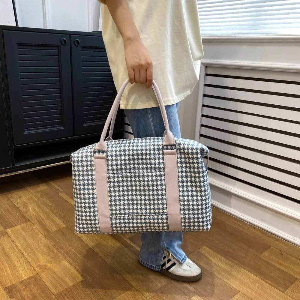 Houndstooth Canvas Travel Bag for a perfect OOTD – dress to impress outfits from Amexza