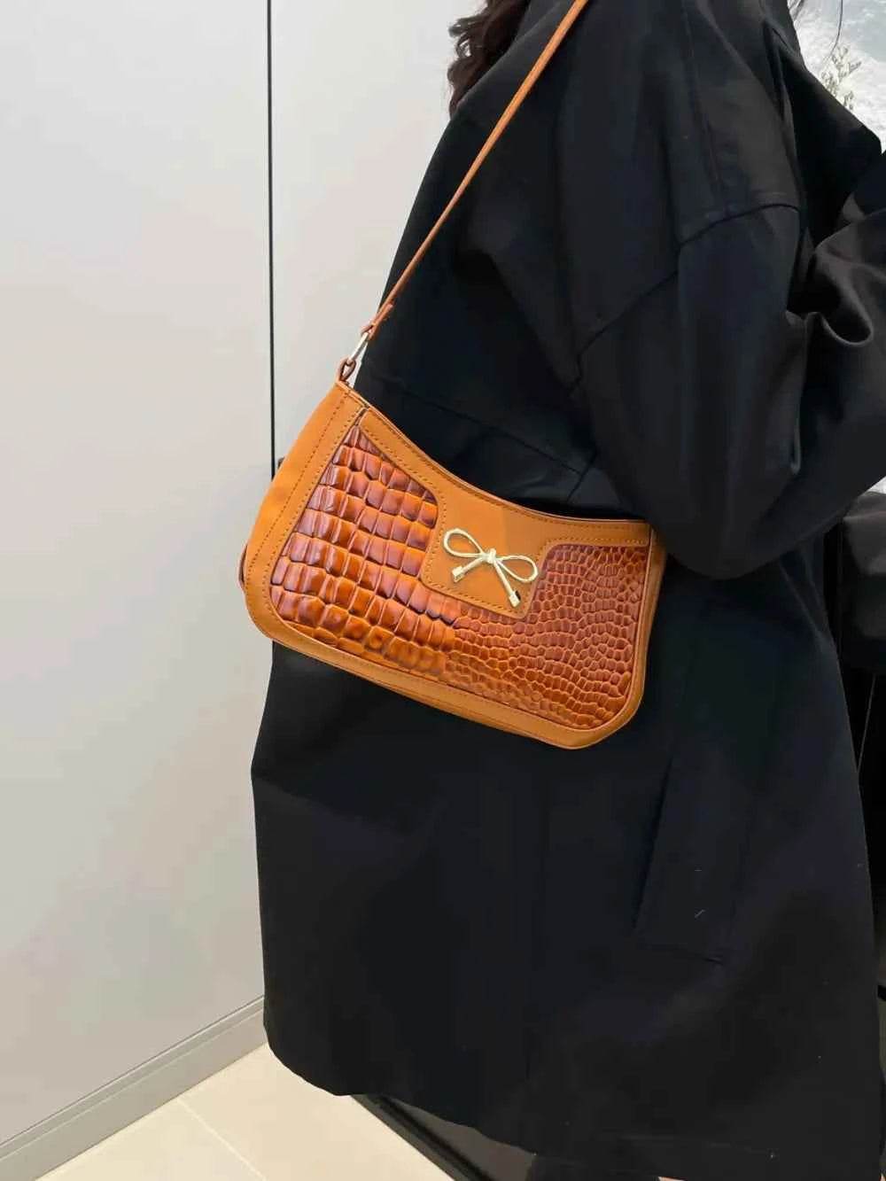 Bow PU Leather Shoulder Bag for a perfect OOTD – dress to impress outfits from Amexza