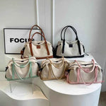 Contrast Travel Bag for a perfect OOTD – dress to impress outfits from Amexza