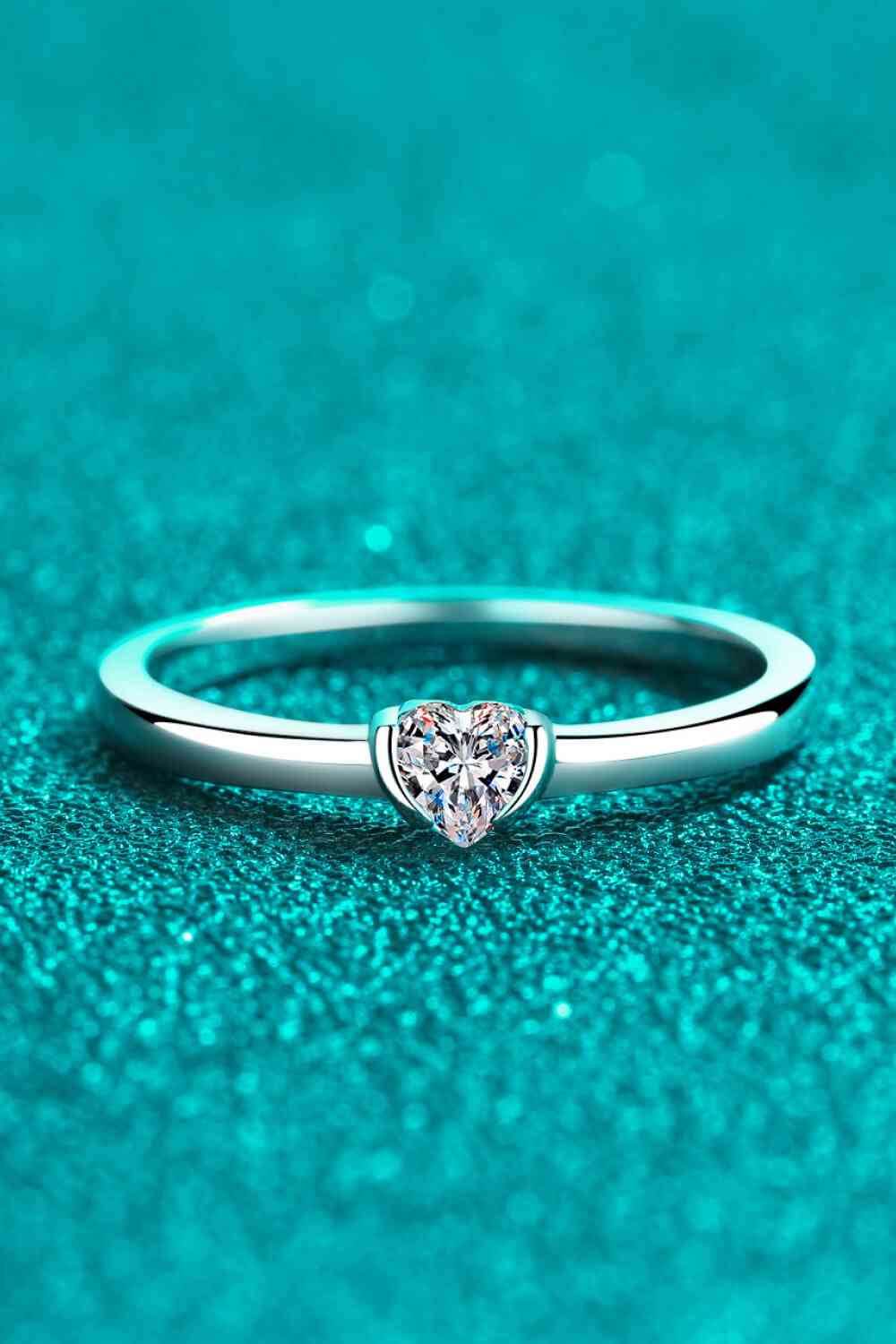 Heart-Shaped Moissanite Solitaire Ring for a perfect OOTD – dress to impress outfits from Amexza