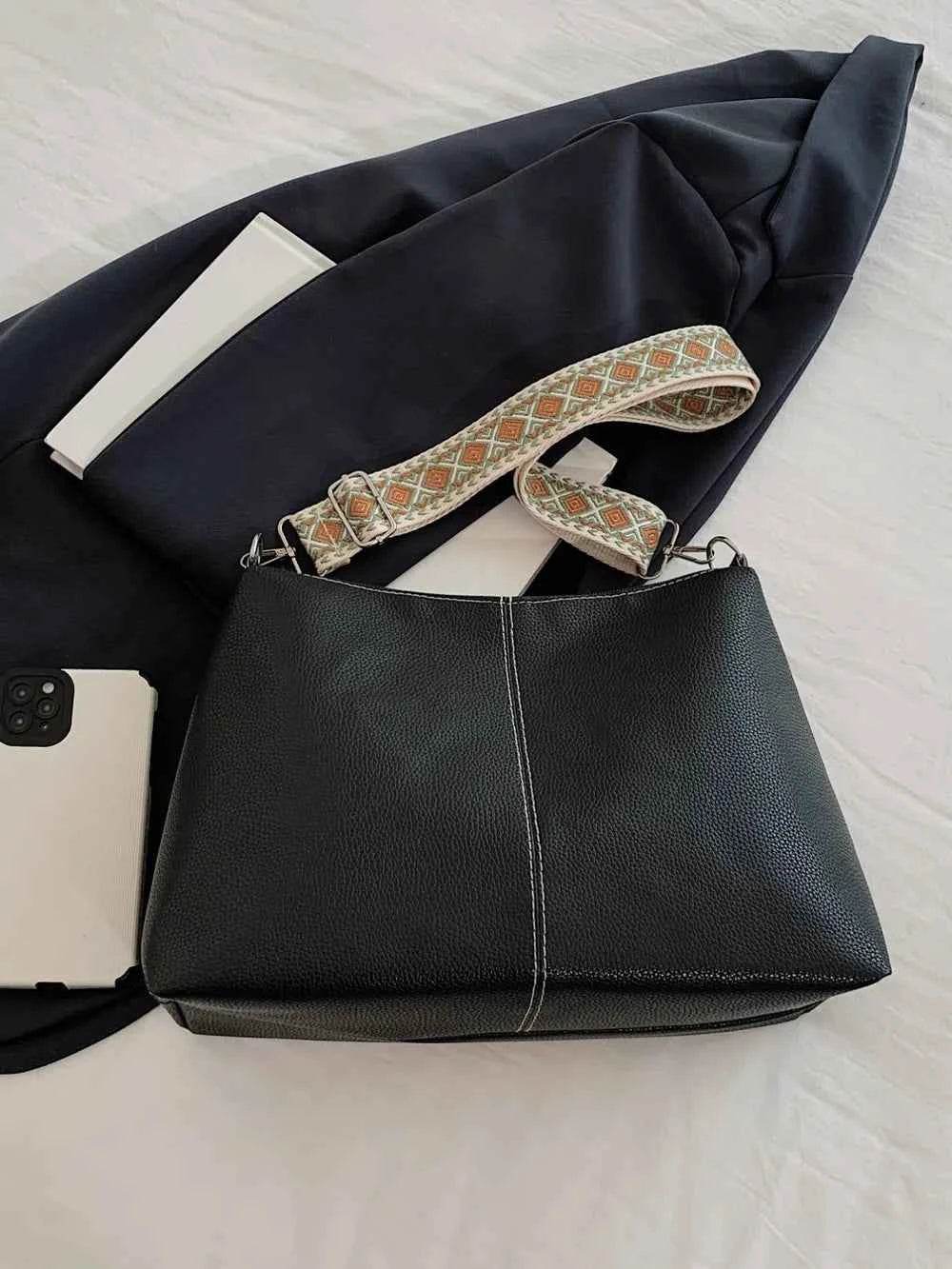 PU Leather Geometric Pattern Strap Shoulder Bag for a perfect OOTD – dress to impress outfits from Amexza