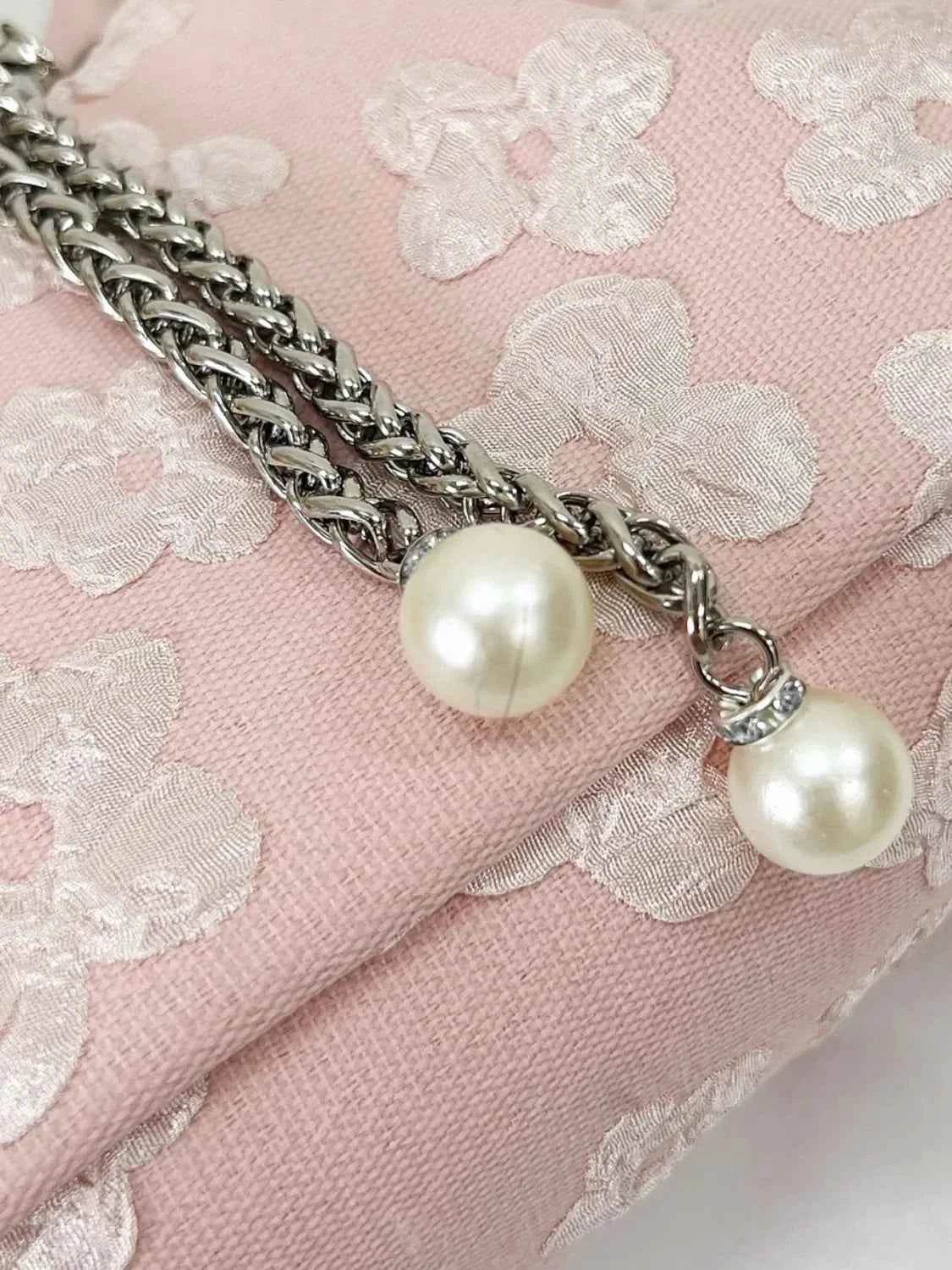 Flower Chain Bucket Bag for a perfect OOTD – dress to impress outfits from Amexza