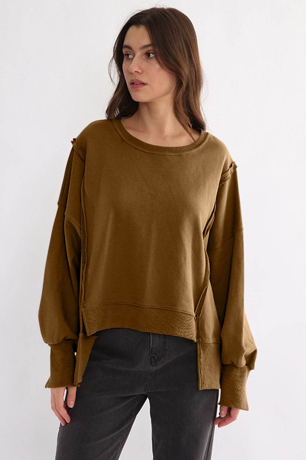 Exposed Seam High-Low Long Sleeve Sweatshirt for a perfect OOTD – dress to impress outfits from Amexza