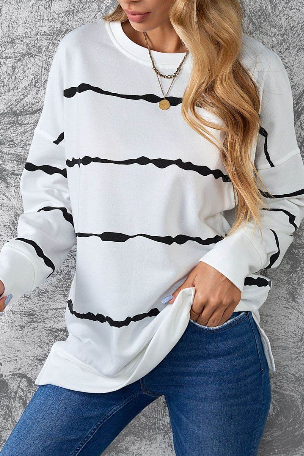 Slit Contrast Striped Round Neck Long Sleeve T-Shirt - Amexza