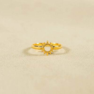 Sun Shape 18K Gold-Plated Ring for a perfect OOTD – dress to impress outfits from Amexza