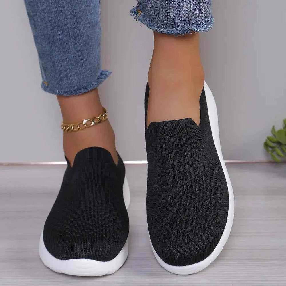 Breathable Round Toe Mesh Slip-On Black for a perfect OOTD – dress to impress outfits from Amexza
