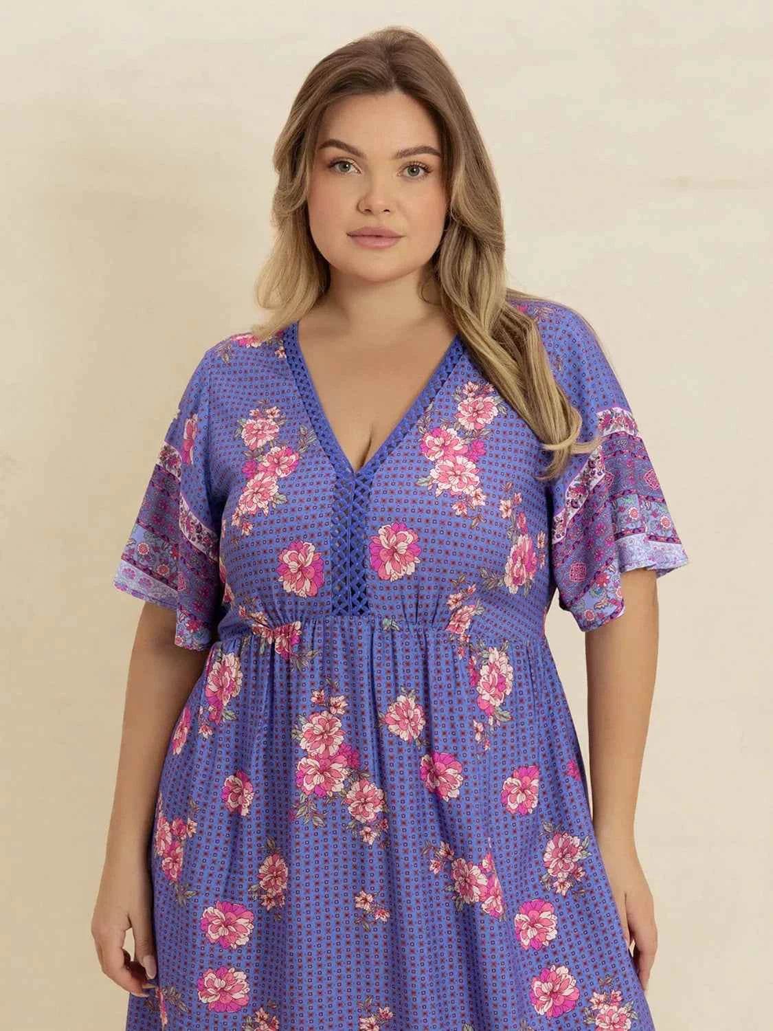 Plus Size Printed V-Neck Flutter Sleeve Dress for a perfect OOTD – dress to impress outfits from Amexza