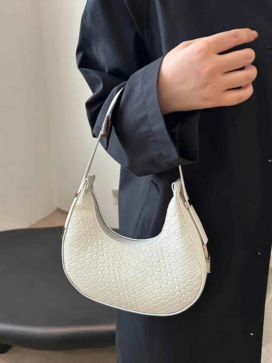 PU Leather Shoulder Bag White One Size for a perfect OOTD – dress to impress outfits from Amexza
