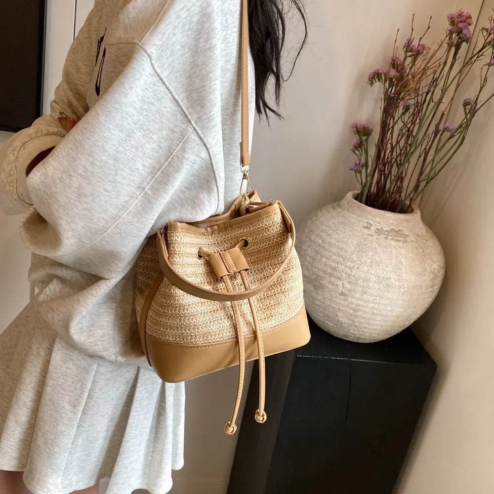 Straw Braided Shoulder Bag for a perfect OOTD – dress to impress outfits from Amexza