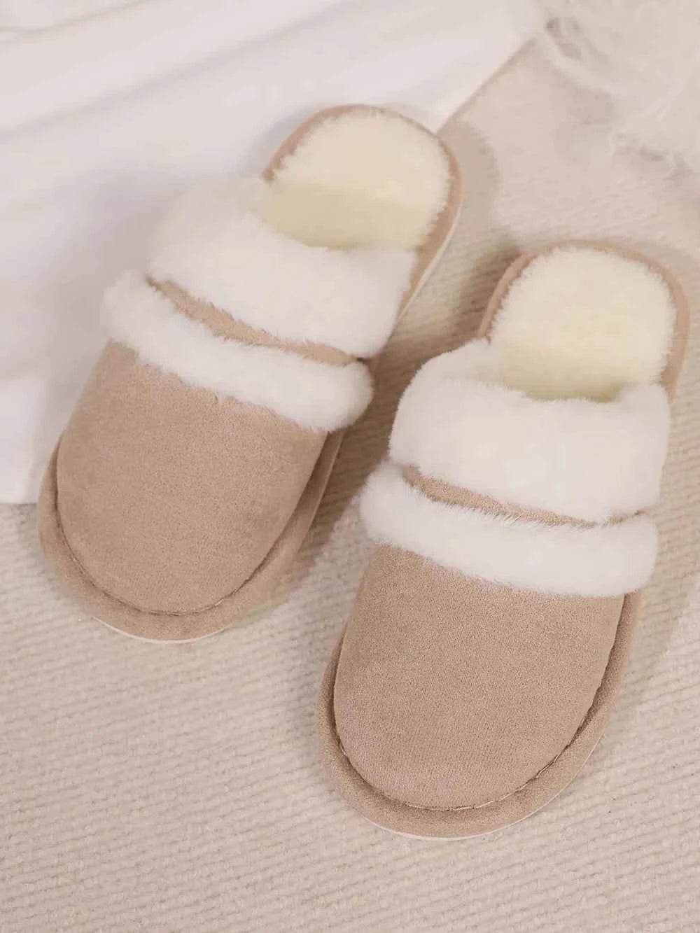 Contrast Faux Fur Round Toe Slippers for a perfect OOTD – dress to impress outfits from Amexza