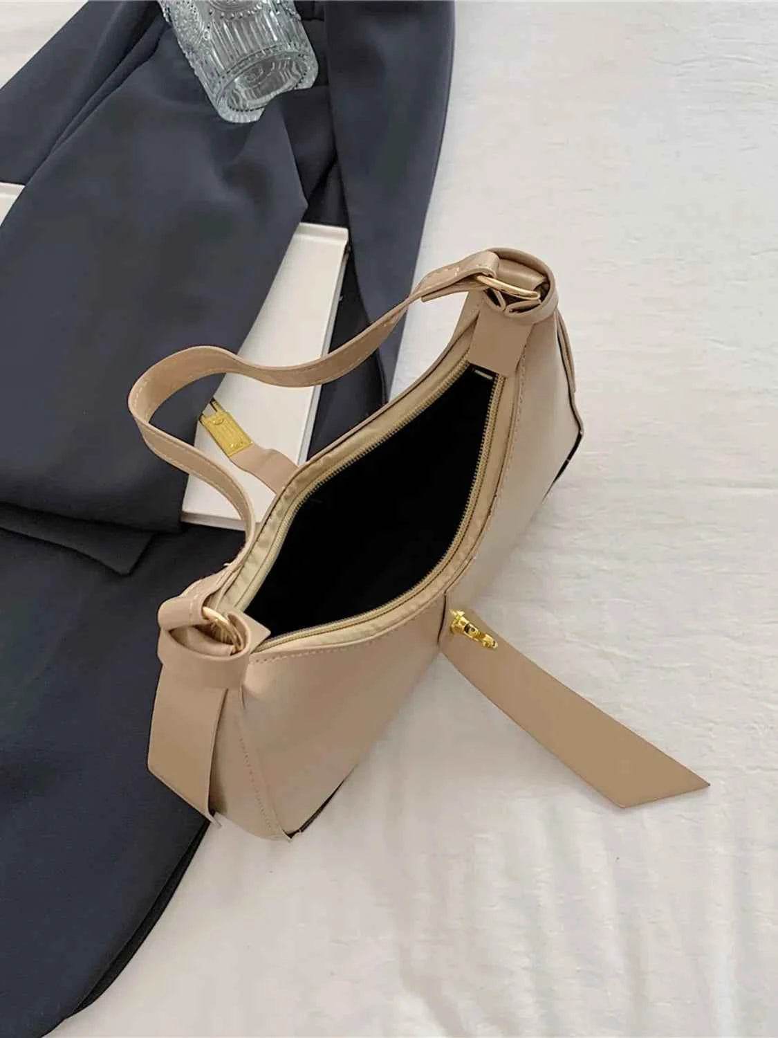 PU Leather Shoulder Bag for a perfect OOTD – dress to impress outfits from Amexza