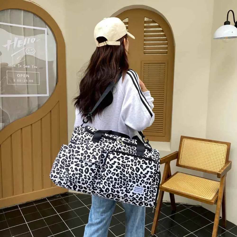 Oxford Cloth Animal Print Travel Bag for a perfect OOTD – dress to impress outfits from Amexza