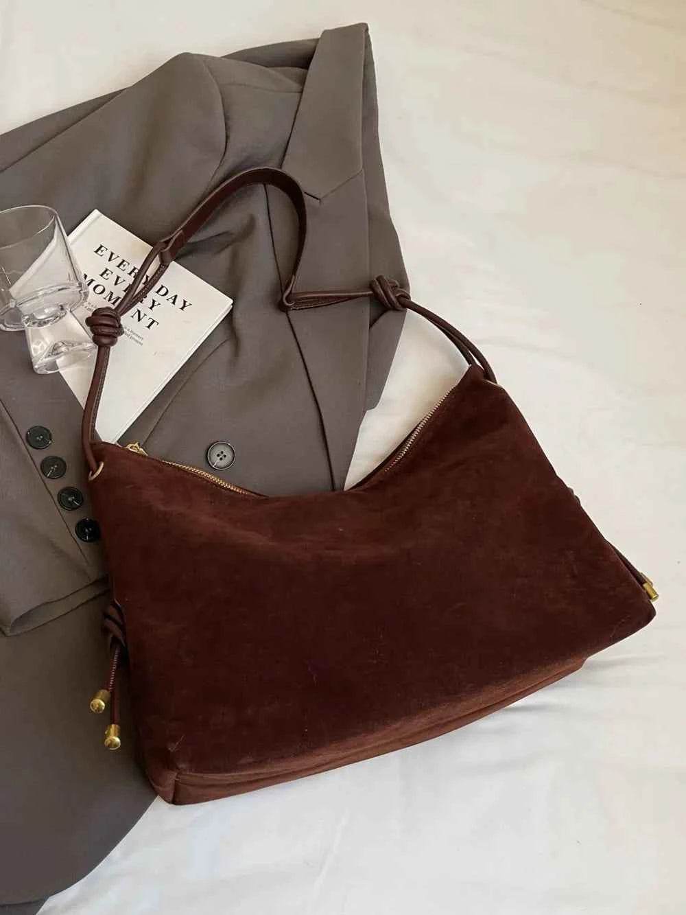 Suede Large Shoulder Bag for a perfect OOTD – dress to impress outfits from Amexza