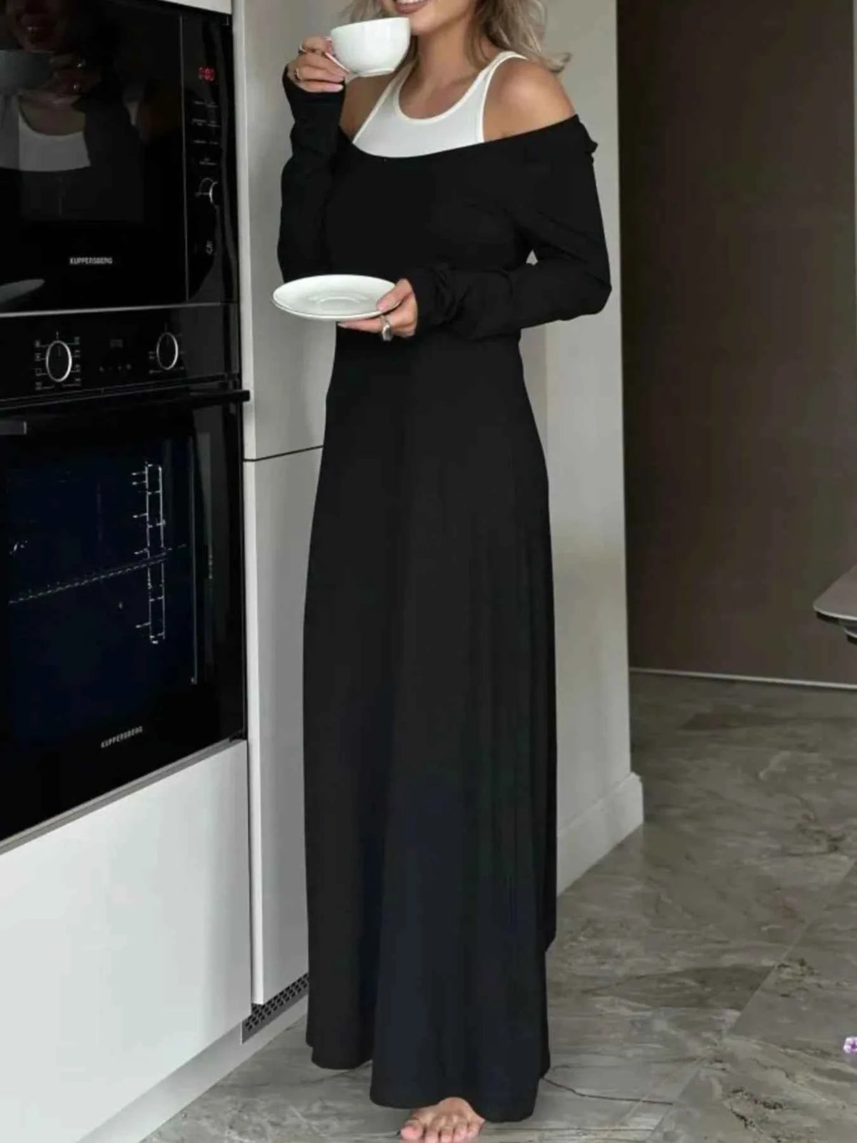 Contrast Long Sleeve Maxi Dress
