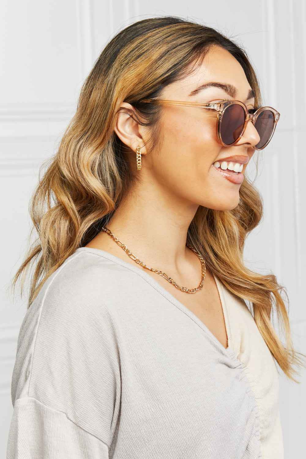 Round Full Rim Polycarbonate Frame Sunglasses for a perfect OOTD – dress to impress outfits from Amexza