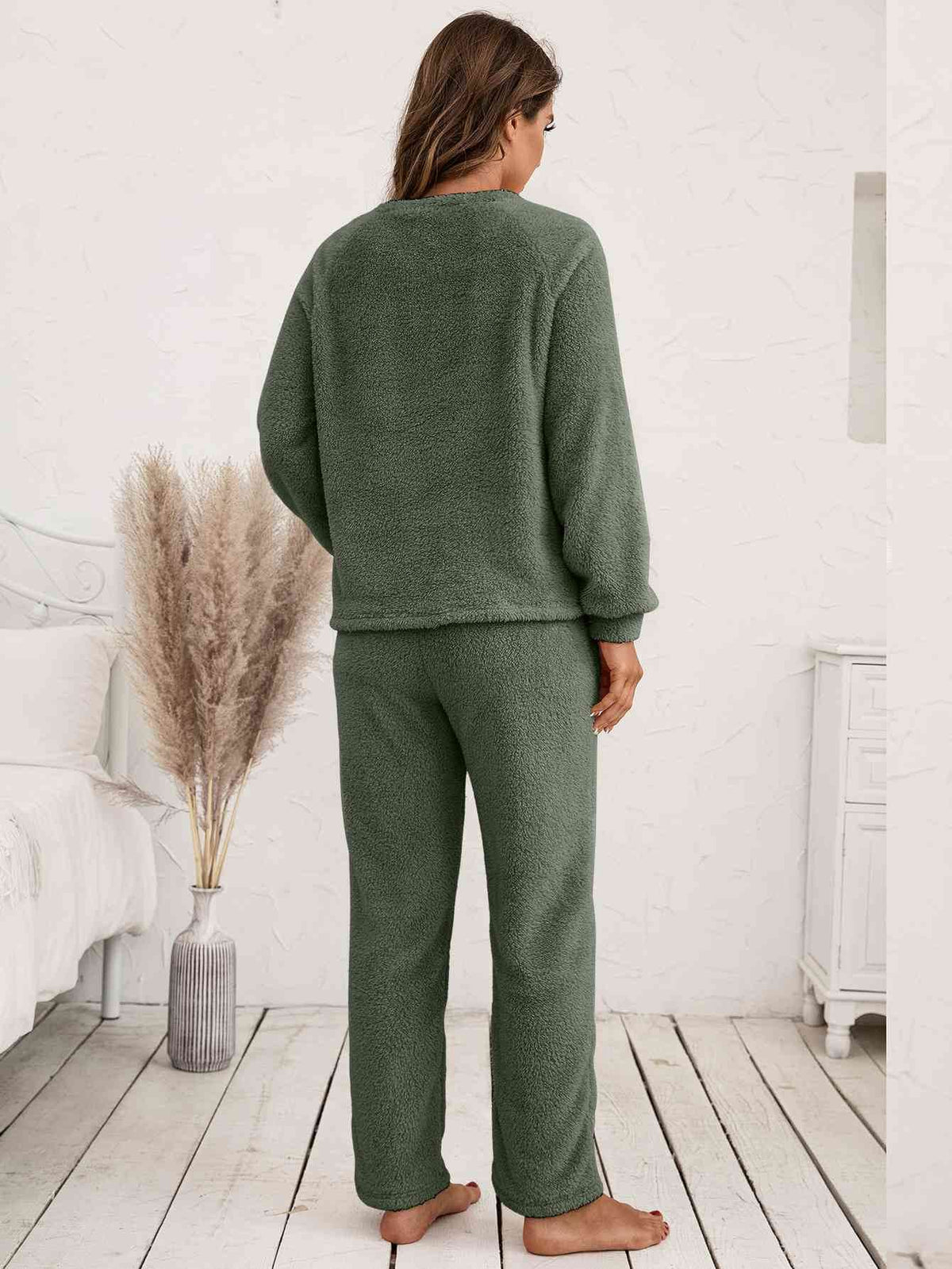 Ivy Lane Teddy Long Sleeve Top and Pants Lounge Set for a perfect OOTD – dress to impress outfits from Amexza
