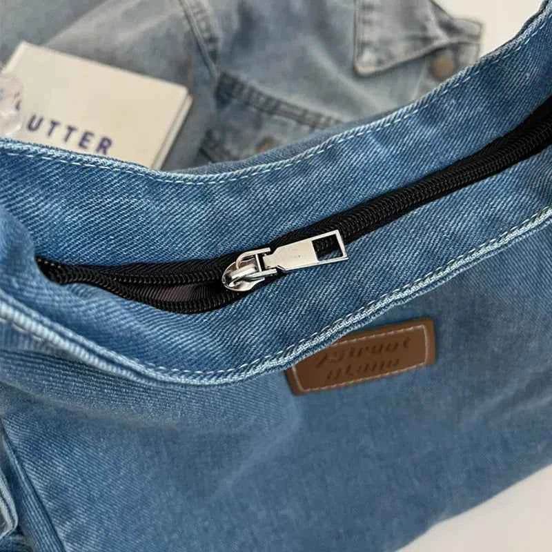 Adjustable Strap Denim Shoulder Bag for a perfect OOTD – dress to impress outfits from Amexza