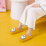 Melody Smiley Face Slippers for a perfect OOTD – dress to impress outfits from Amexza