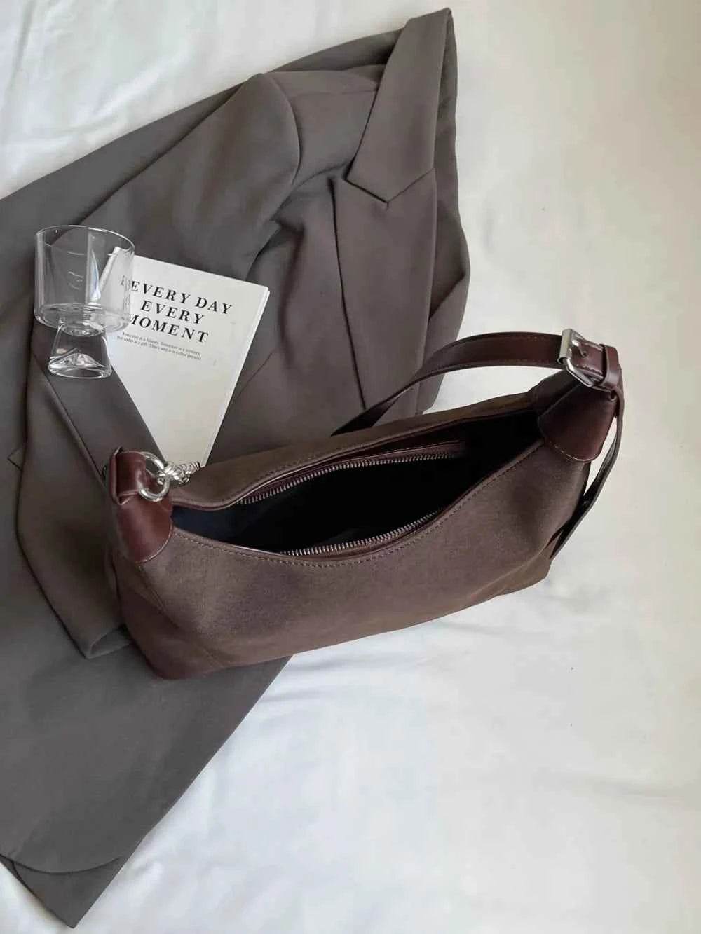 Suede Adjustable Strap Shoulder Bag for a perfect OOTD – dress to impress outfits from Amexza