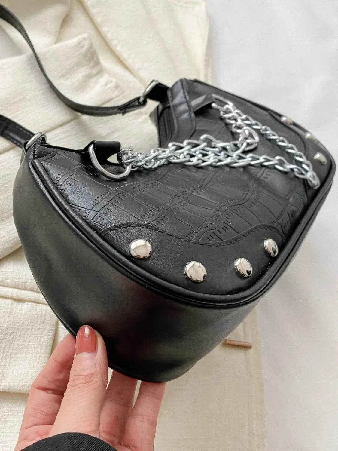 Chain PU Leather Shoulder Bag for a perfect OOTD – dress to impress outfits from Amexza