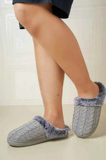 Cable-Knit Fluff Round Toe Slippers for a perfect OOTD – dress to impress outfits from Amexza