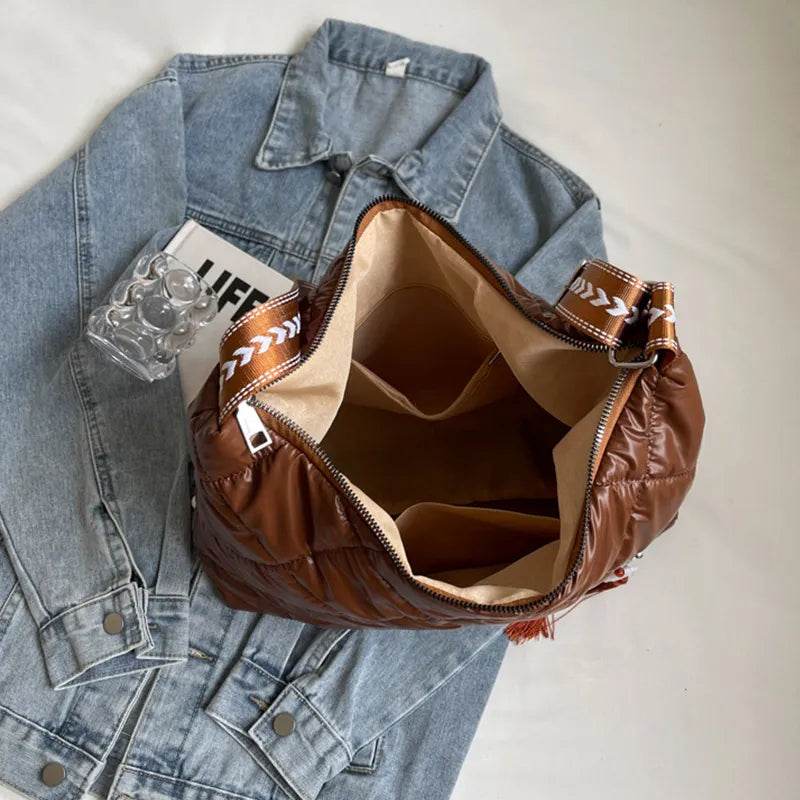 Quilted Nylon Travel Bag for a perfect OOTD – dress to impress outfits from Amexza