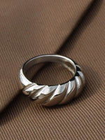 Ribbed Titanium Steel Ring for a perfect OOTD – dress to impress outfits from Amexza
