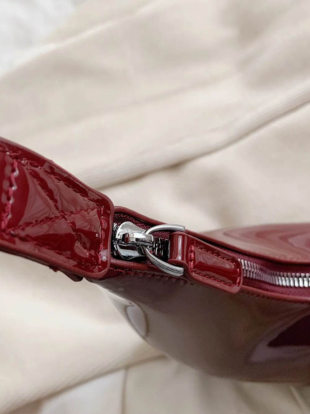 Moon Shape Shoulder Bag for a perfect OOTD – dress to impress outfits from Amexza