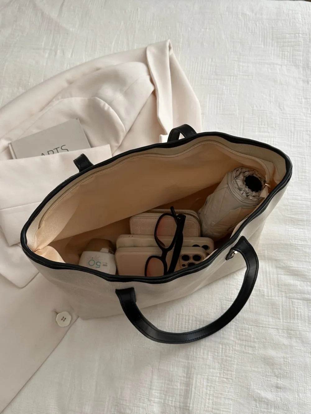 PU Leather Medium Shoulder Bag for a perfect OOTD – dress to impress outfits from Amexza