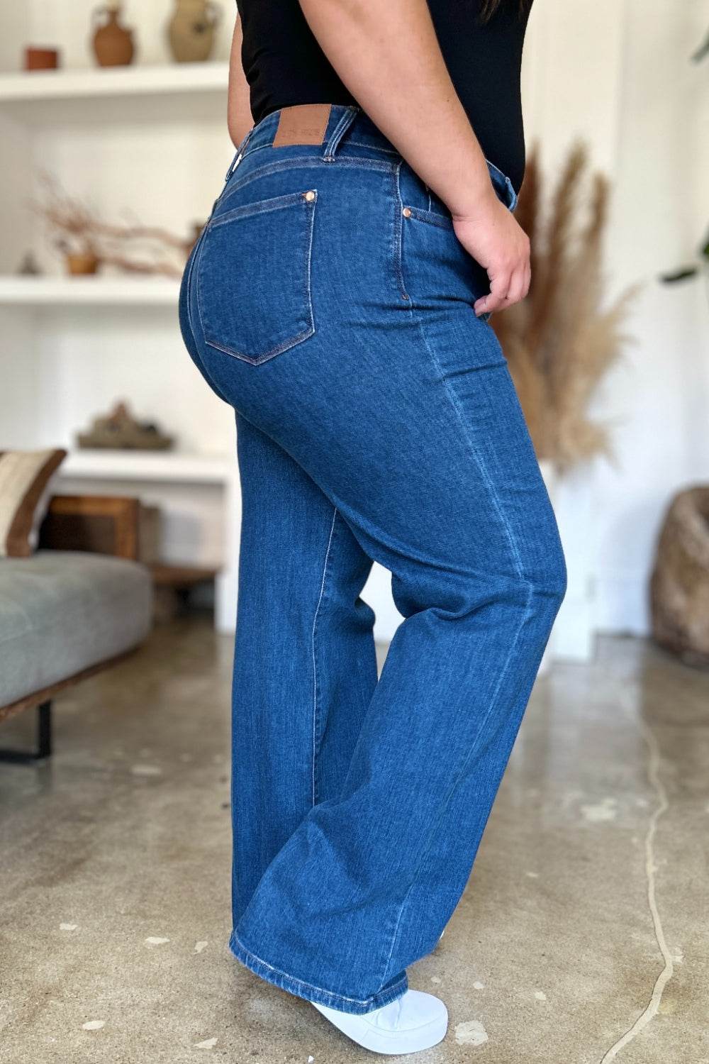 Judy Blue Full Size High Rise Straight Jeans - Amexza