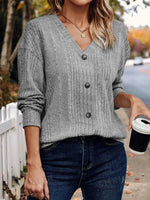 V-Neck Long Sleeve T-Shirt for a perfect OOTD – dress to impress outfits from Amexza