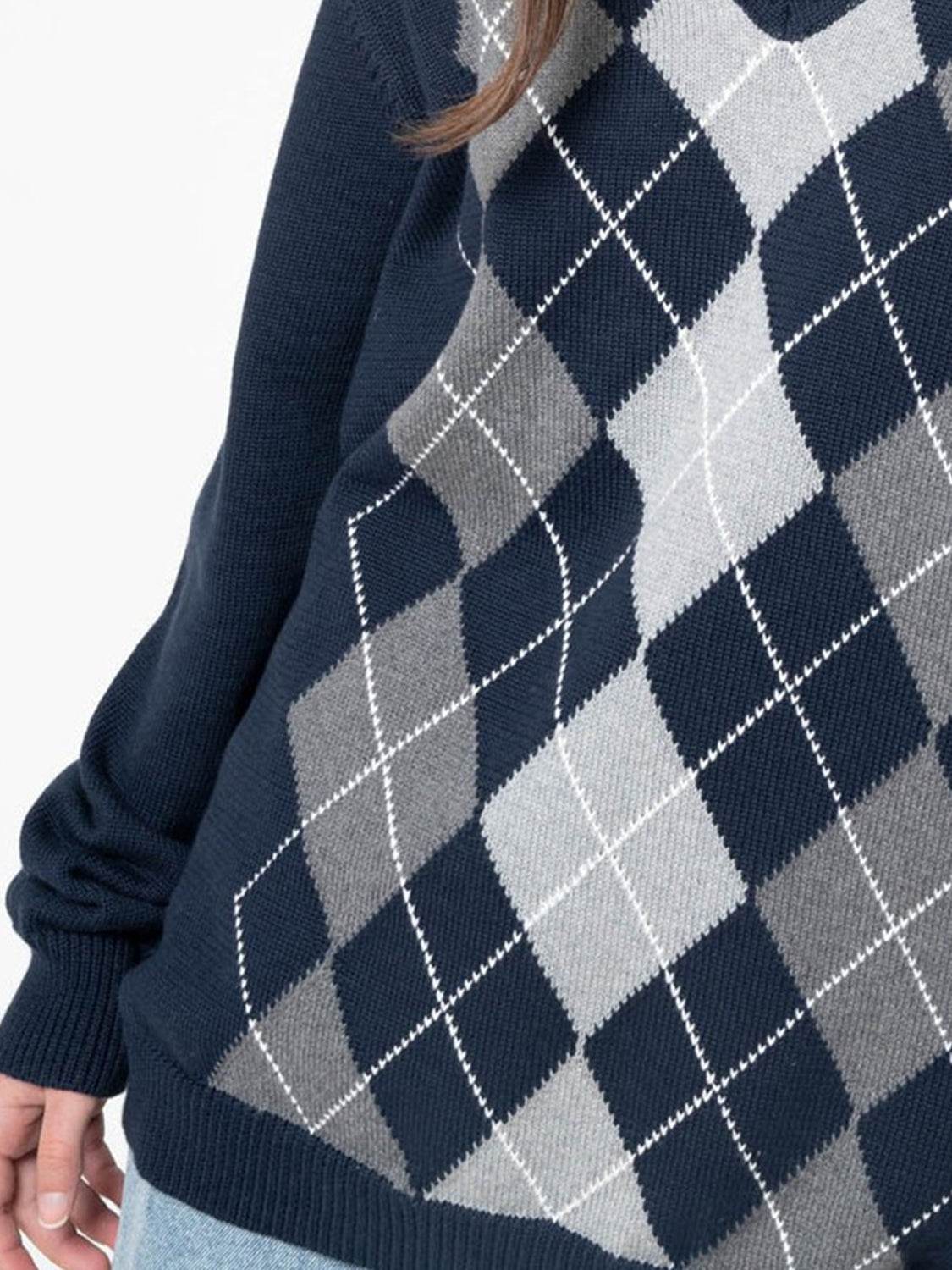 Geometric V-Neck Long Sleeve Sweater for a perfect OOTD – dress to impress outfits from Amexza