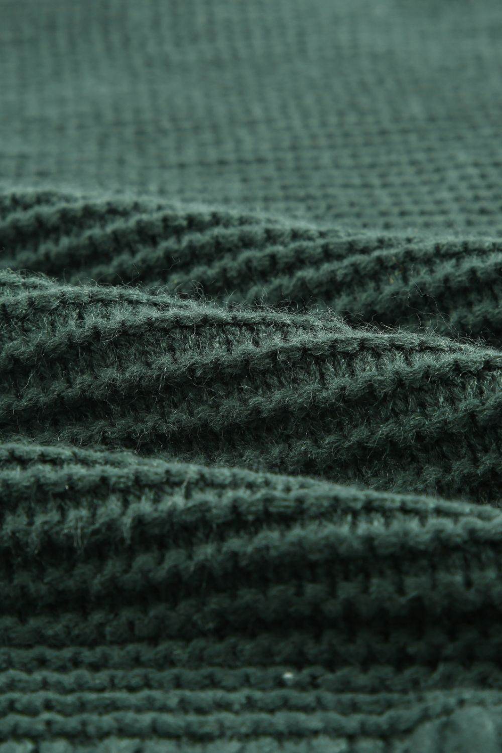 Side Slit Turtleneck Long Sleeve Sweater for a perfect OOTD – dress to impress outfits from Amexza