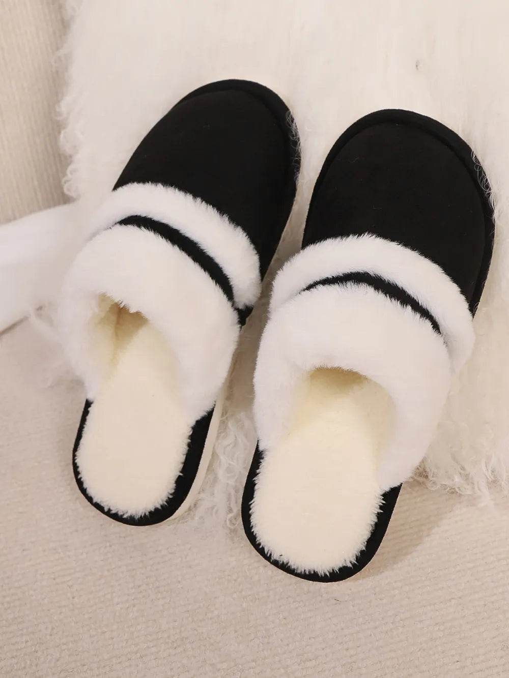 Contrast Faux Fur Round Toe Slippers for a perfect OOTD – dress to impress outfits from Amexza