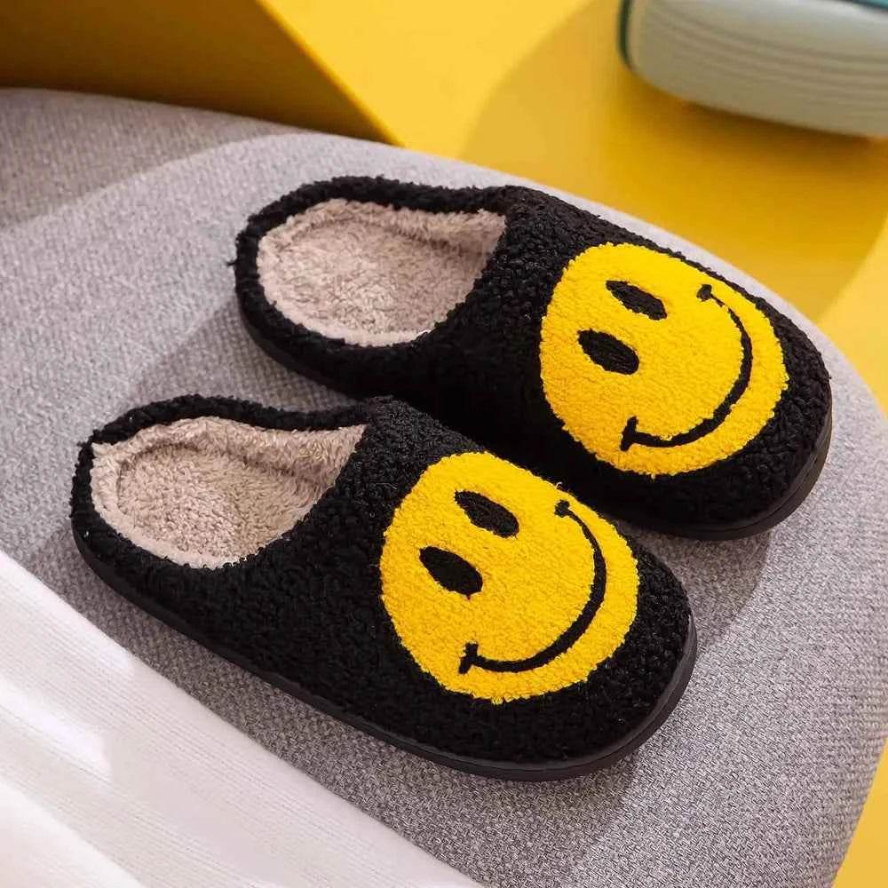 Melody Smiley Face Slippers for a perfect OOTD – dress to impress outfits from Amexza