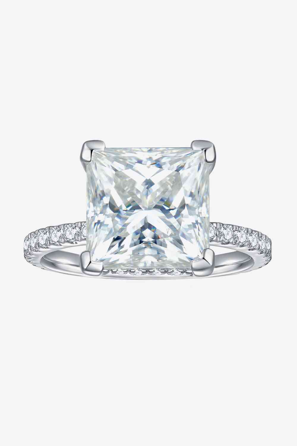 5.52 Carat Moissanite Side Stone Ring for a perfect OOTD – dress to impress outfits from Amexza