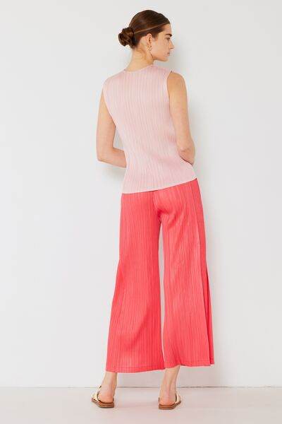 Marina West Swim Pleated Wide-Leg Pants with Side Pleat Detail for a perfect OOTD – dress to impress outfits from Amexza